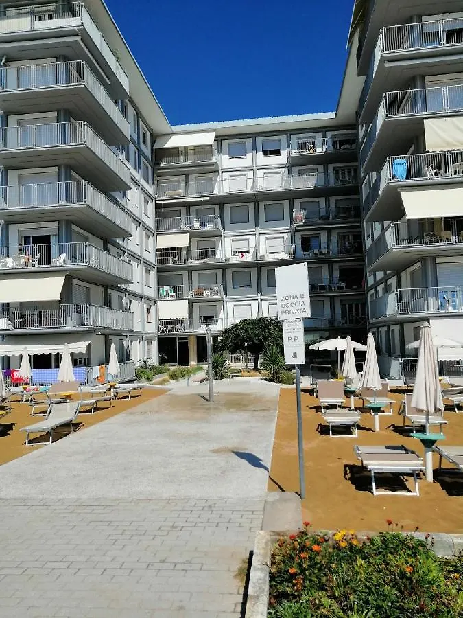 Appartamento Vista Mare Lido di Jesolo 0*,