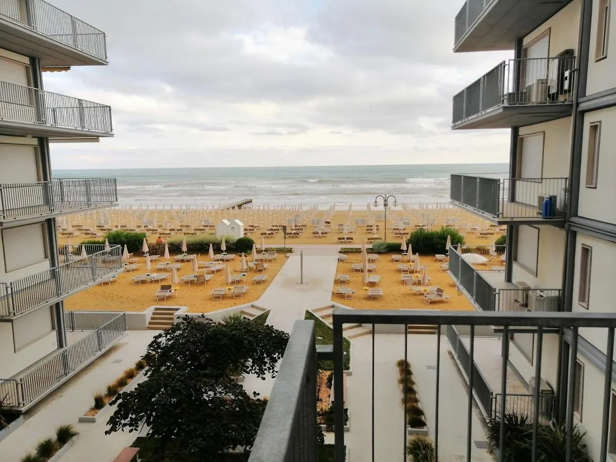 Appartamento Vista Mare Lido di Jesolo 0*,